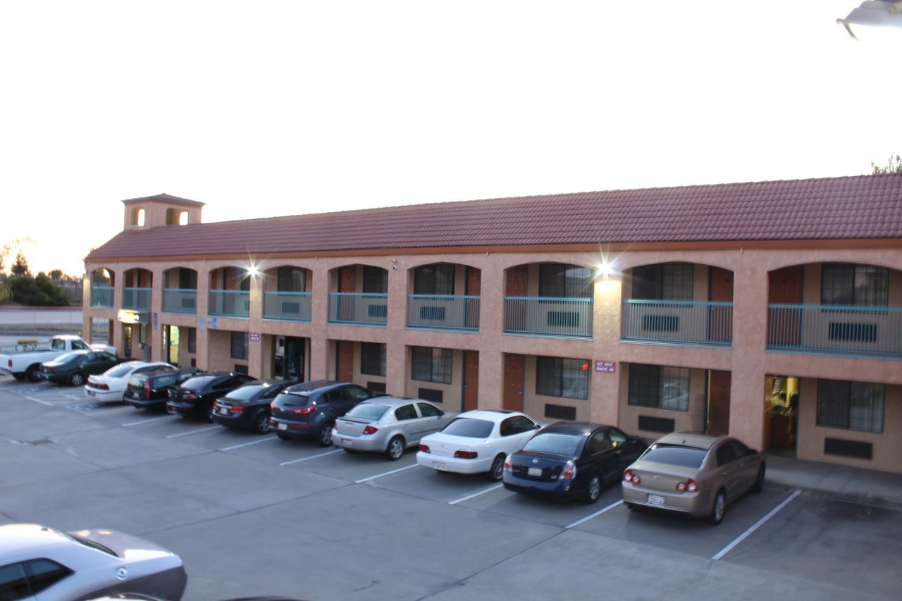 Travelers Inn Castro Valley Zimmer foto
